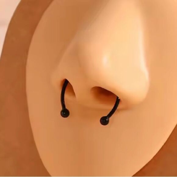 Tarnish Free Magnetic Fake Nose Ring For Women 316L Stainless Steel - Picture 3 of 7